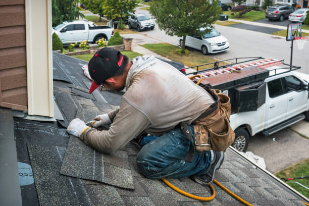 Professional Flat Roof Repair technician working in Highlands, CA